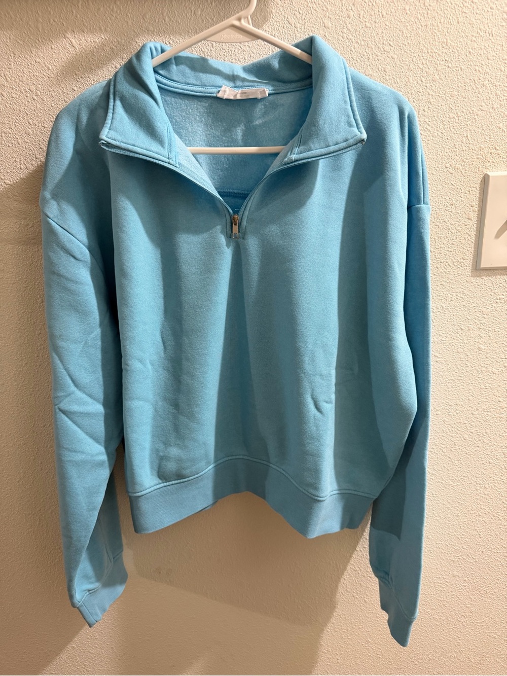 Double Zero Light Blue Women’s Quarter-Zip Sweatshirt NWOT